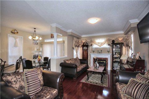 26 Corsham Dr, Whitby, L1M2K5 | Image 3