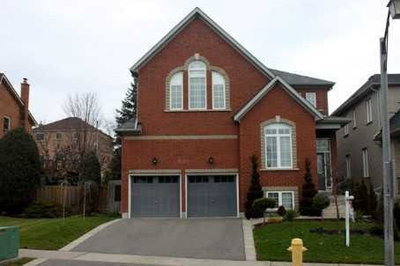 Detached House sold at 1020 Colonial Street, Pickering, Ontario, L1X1P1 - Liverpool - MLS: E3179754