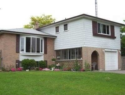 Detached House sold at 9 Oakmeadow Boulevard, Toronto, Ontario, M1E4G2 - Morningside - MLS: E3187843