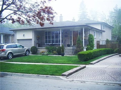 Detached House sold at 20 Tivoli Court, Toronto, Ontario, M1E-2A4 - Guildwood - MLS: E3199318
