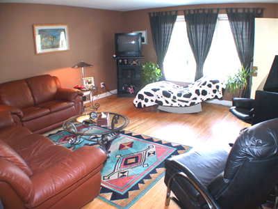 29 Love Cres, Toronto, M4E1V6 | Image 3