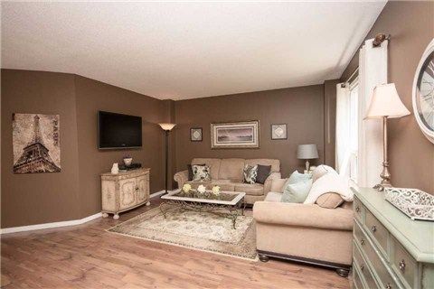 23 Drew Crt, Whitby, L1N8X6 | Image 3