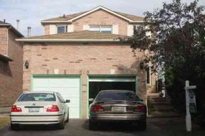 Detached House sold at 898 Rambleberry Avenue, Pickering, Ontario, L1V5X9 - Liverpool - MLS: E324227