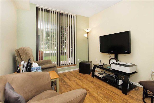 109 - 1535 Diefenbaker Crt, Pickering, L1V3W2 | Image 3