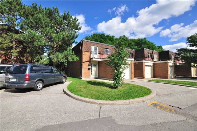 284 Sprucewood Crt, Toronto, M1W1P8 | Image 2