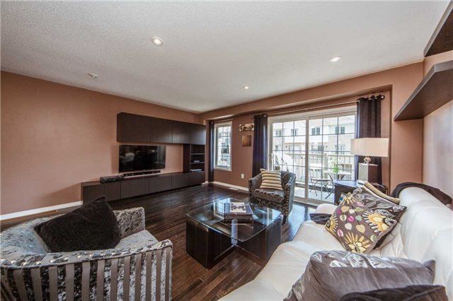 401 Rossland Rd E, Ajax, L1Z0M7 | Image 3