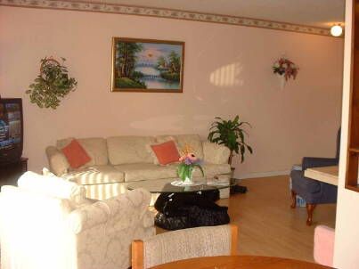 304 - 895 Kennedy Rd, Toronto, M1K2E9 | Image 3