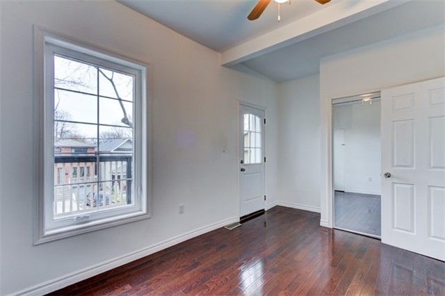 Upper - 20 Ashdale Ave, Toronto, M4L2Y7 | Image 3