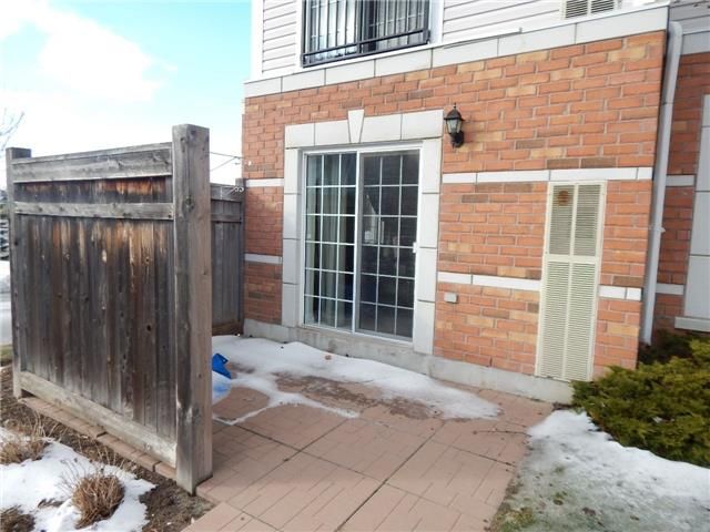 106 - 94 Aspen Springs Dr, Clarington, L1C5M4 | Image 2