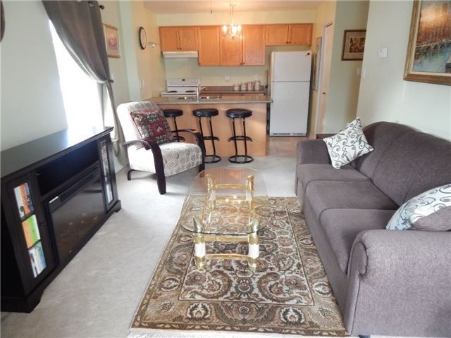 106 - 94 Aspen Springs Dr, Clarington, L1C5M4 | Image 3