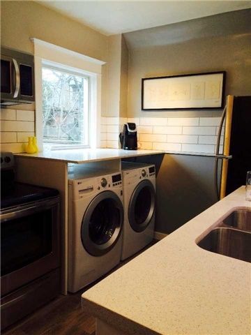 Upper - 256 Woodbine Ave, Toronto, M4L3P2 | Image 3