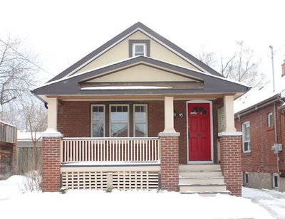 Detached House sold at 95 Barker Avenue, Toronto, Ontario, M4C2N7 - Danforth Village-East York - MLS: E3419483