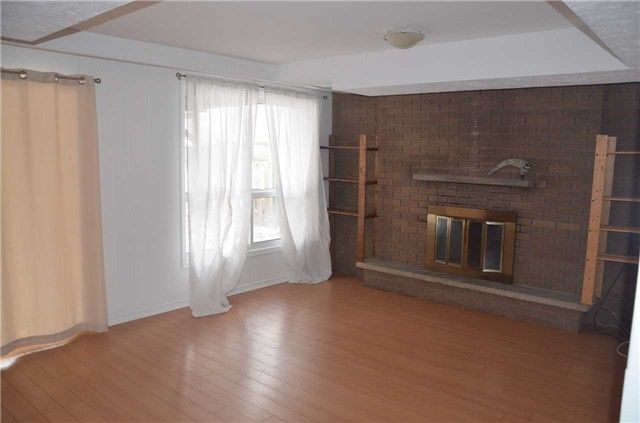 25 Zaph Ave, Toronto, M1C 1M7 | Image 3