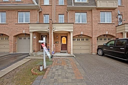 96 Jenkinson Way, Toronto, M1P5H4 | Image 2