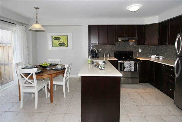 58 Decourcy-Ireland Circ, Ajax, L1T0K6 | Image 3