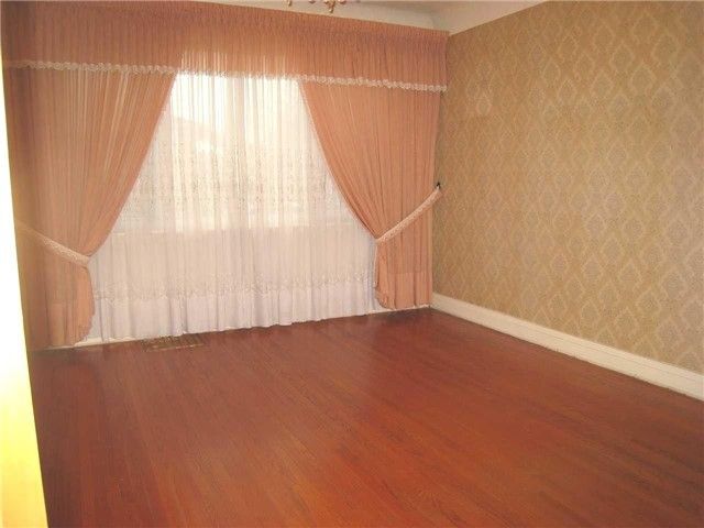 Room2