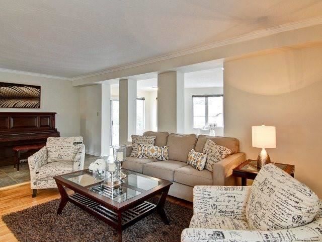 359 Jaybell Grve, Toronto, M1C2X4 | Image 3