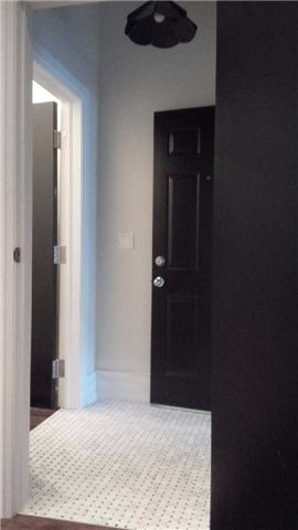 1 - 92 Caroline Ave, Toronto, M4M2X7 | Image 2