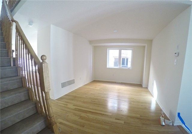 24 Skelton Cres, Ajax, L1Z 0S2 | Image 2