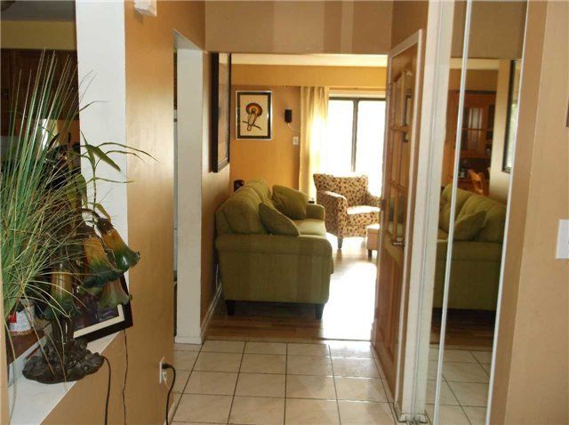 347 Braymore Blvd, Toronto, M1B2W6 | Image 3