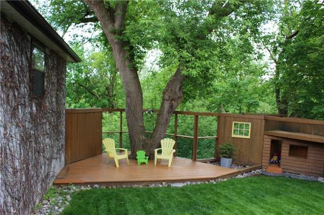 201 Southlawn Ave, Oshawa, L1H3Y5 | Image 2