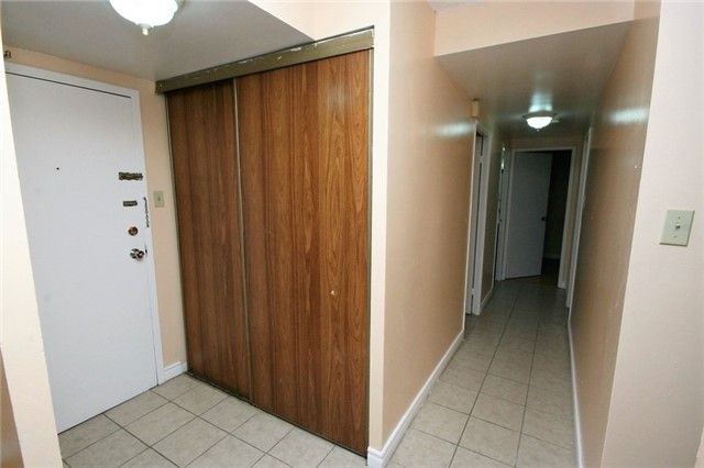 Room2