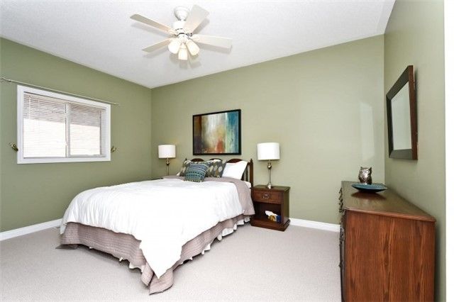 2361 Southcott Rd, Pickering, L1X2T3 | Image 2