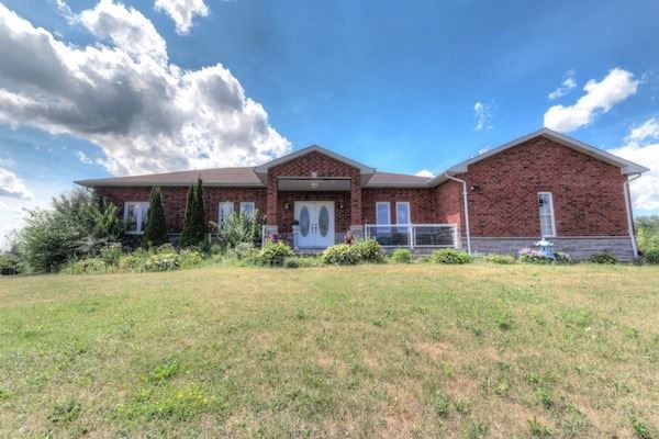 3668 Harmony Rd N, Oshawa, L1H8L7 | Image 3