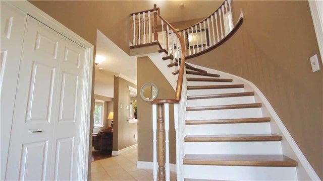 18 Genner Dr, Ajax, L1T3J4 | Image 3