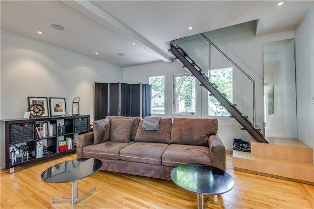 16 Woodlee Rd, Toronto, M4E2R1 | Image 3