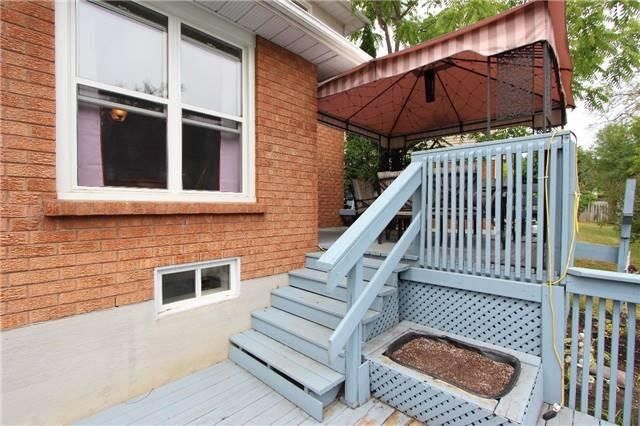 37 Beechnut Cres, Clarington, L1E1Y5 | Image 2