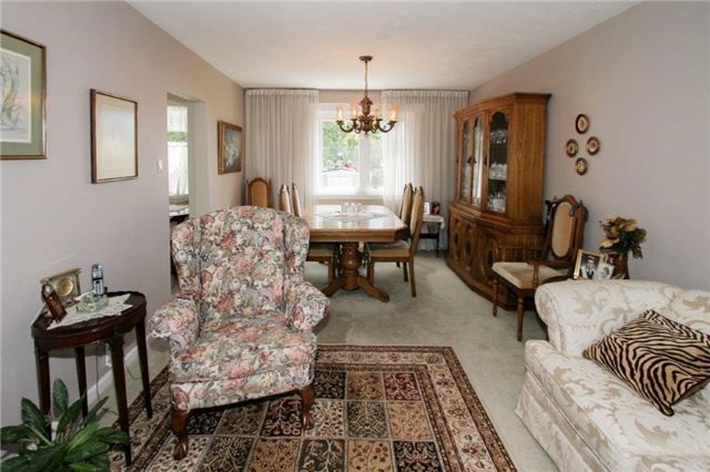 33 Chelwood Rd, Toronto, M1K2K5 | Image 2