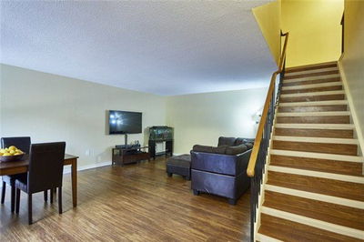 Unit 3 — 110 Ling Rd, Toronto - West Hill image-0-4