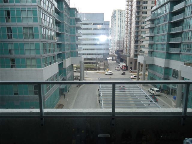 404 - 60 Town Centre Crt, Toronto, M1P4Y7 | Image 3