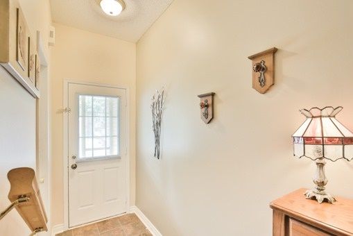 201 - 10 Bassett Blvd, Whitby, L1N9C3 | Image 2