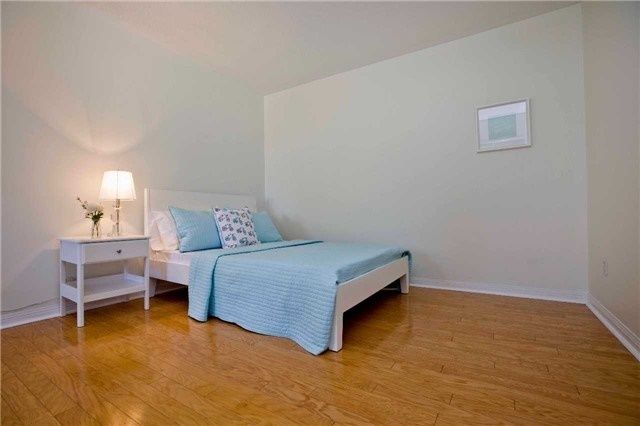 Room1