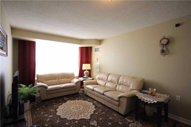 611 - 3088 Kennedy Rd, Toronto, M1V5M4 | Image 2