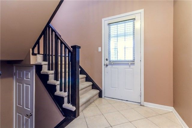 1837 Liatris Dr, Pickering, L1X0A4 | Image 3