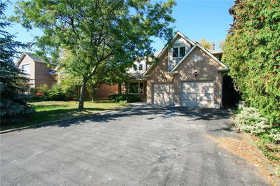 Detached House sold at 328 Sheppard Avenue, Pickering, Ontario, L1V1E5 - Rougemount - MLS: E3624754