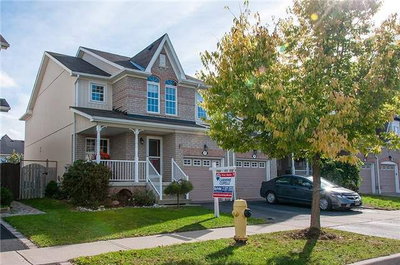 Townhouse sold at 17 Barchester Crescent, Whitby, Ontario, L1M2L7 - Brooklin - MLS: E3636528