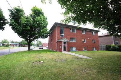 Investment sold at 303 Frontenac Avenue, Oshawa, Ontario, L1J2A7 - Vanier - MLS: E3639187