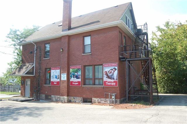 200 - 20 Elgin St E, Oshawa, L1G1S9 | Image 2