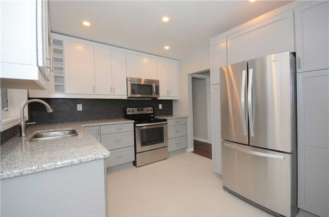 4 Moorecroft Cres, Toronto, M1K3V1 | Image 3