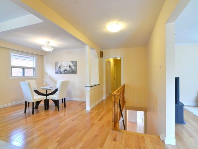 1153 Huntingwood Dr, Toronto, M1S1K6 | Image 2