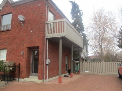 Semi-Detached House leased at B-287 Sammon Avenue, Toronto, Ontario, M4J 1Z9 - Danforth Village-East York - MLS: E3667690