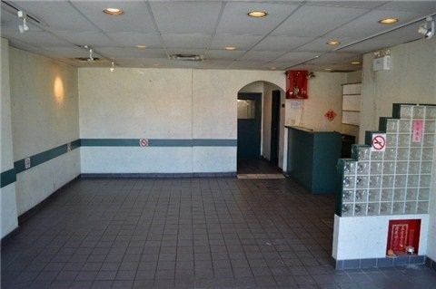 862 Pape Ave, Toronto, M4K3T8 | Image 3