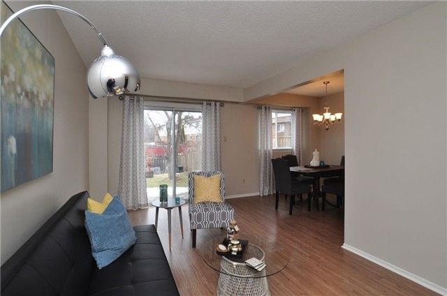 40 South Shields Ave, Toronto, M1V1T6 | Image 3