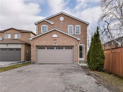 Detached House sold at 1870 Larksmere Court, Pickering, Ontario, L1V6E3 - Village East - MLS: E3726615