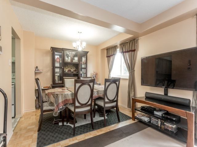 65 Bradstone Sq, Toronto, M1B1W1 | Image 2