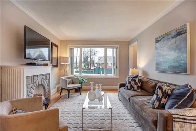 16 Glenshaw Cres, Toronto, M4B2C9 | Image 3